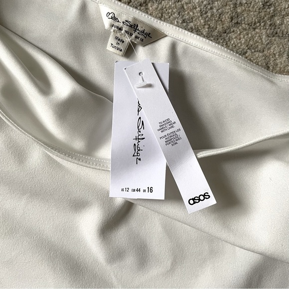 NWT one shoulder crop top - Picture 2 of 2